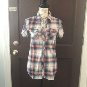 💃🏼Passport Button Down💃🏼